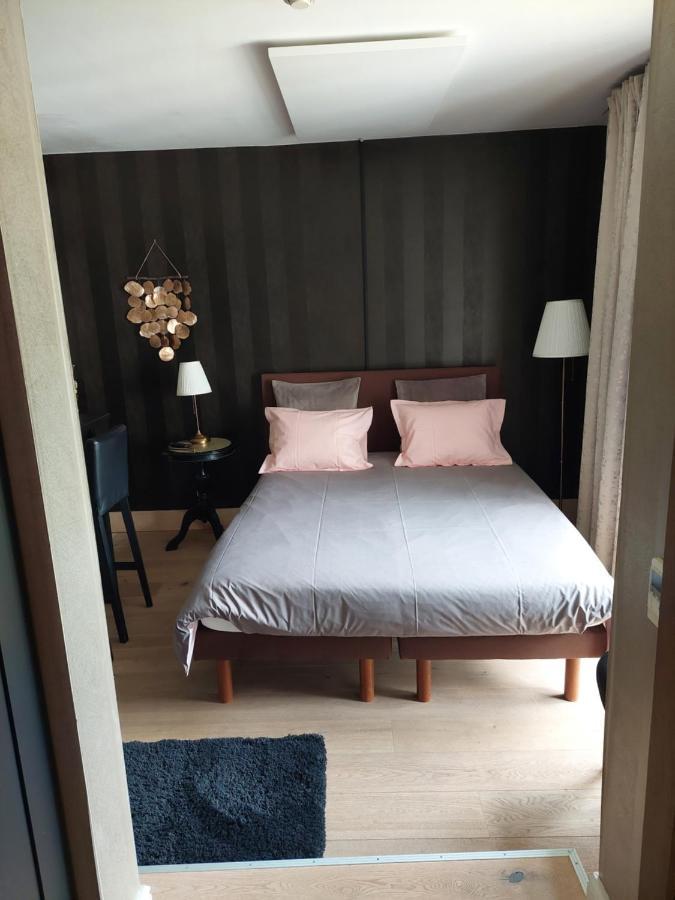 La Chambre Et Le Studio Du Chateau Du Golf De Bernalmont Liège Extérieur photo