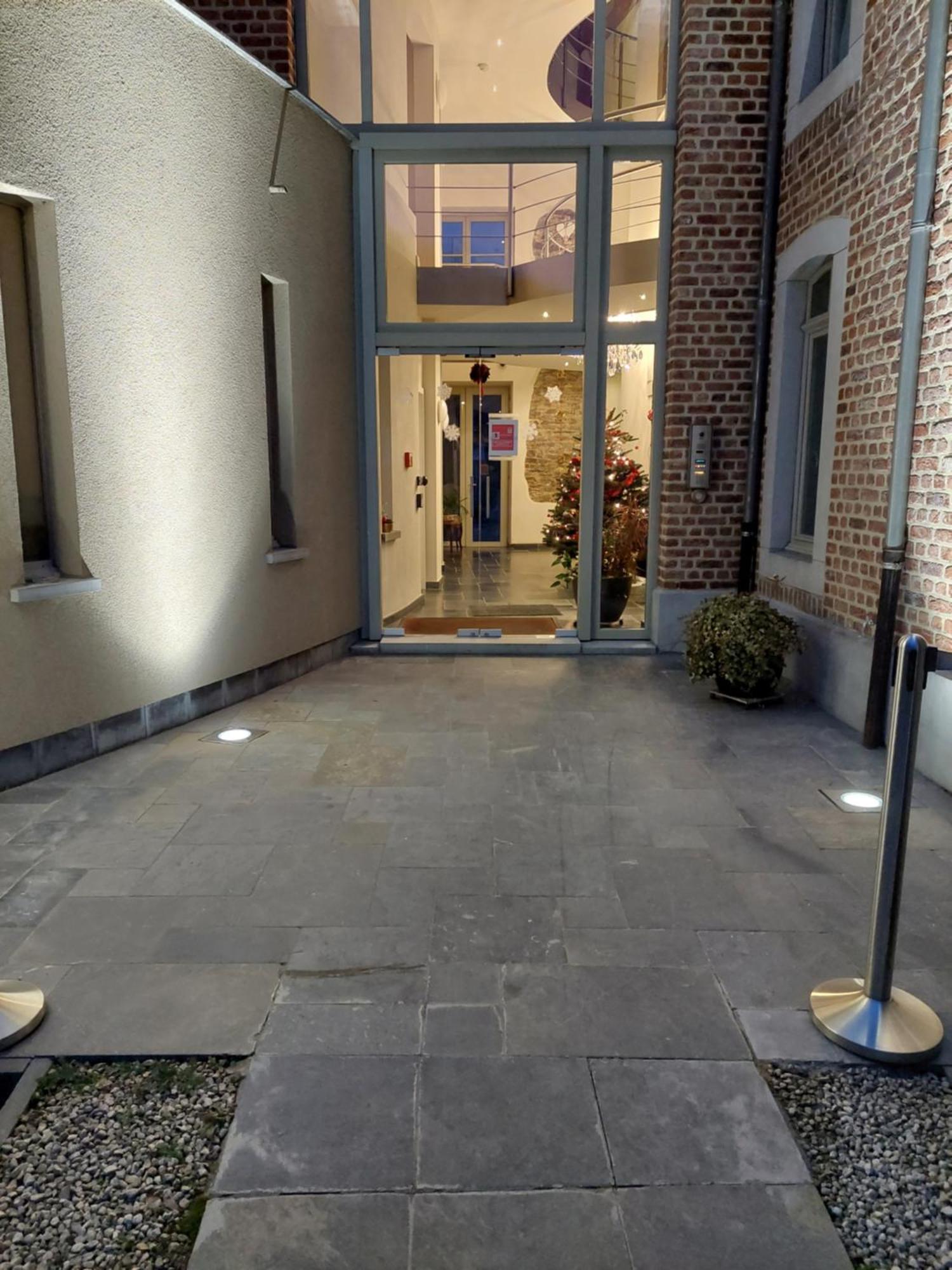 La Chambre Et Le Studio Du Chateau Du Golf De Bernalmont Liège Extérieur photo